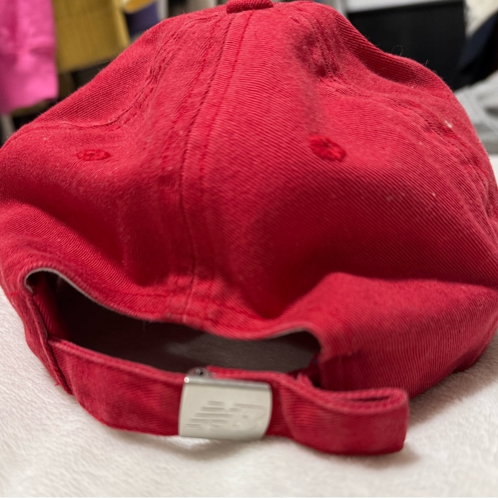 Authentic Red New Balance Cap - Picture 2 of 2